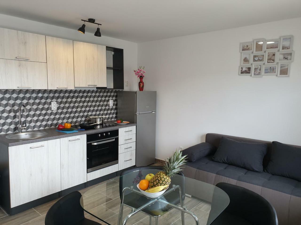 Best View Apartments Цезарица Екстериор снимка